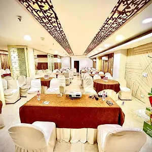 Hotel Spb 87 Near Karol Bagh Metro Station